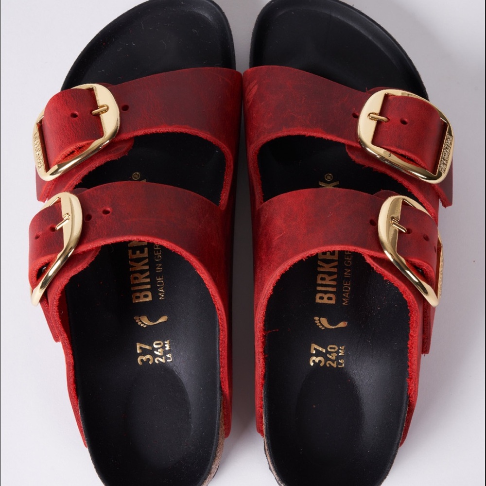 Birkenstock Arizona Big Buckle size 38 in red oiled leather NWT in box